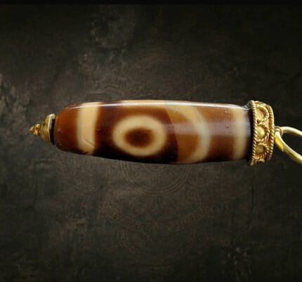 ancient tibetan dzi bead