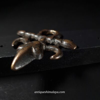 Antique Thogchag