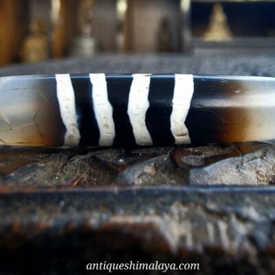 Dzi bead