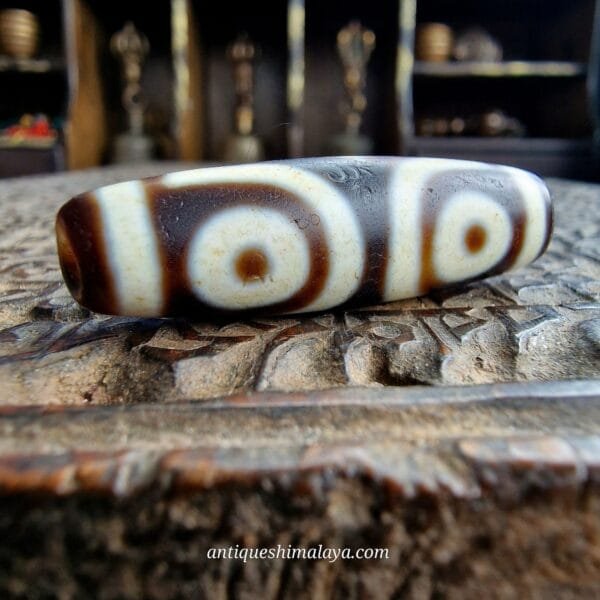 Dzi Bead