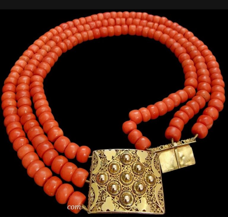 Natural Coral Necklace: An Eco-Friendly Jewelry Choice with Spiritual Roots