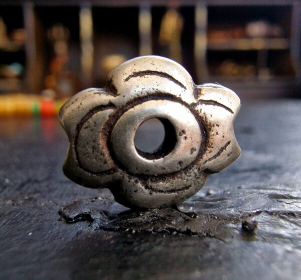 Lotus Bead