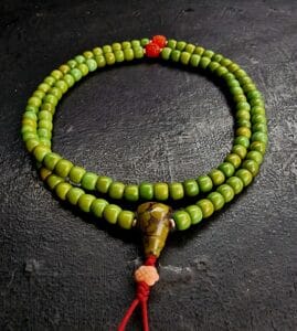 turquoise mala beads and turquoise guru, front view