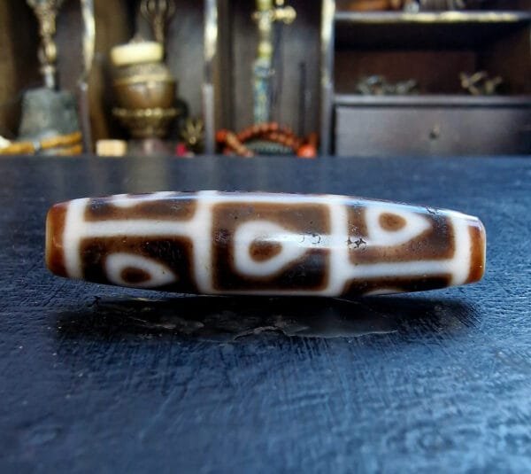 Dzi bead