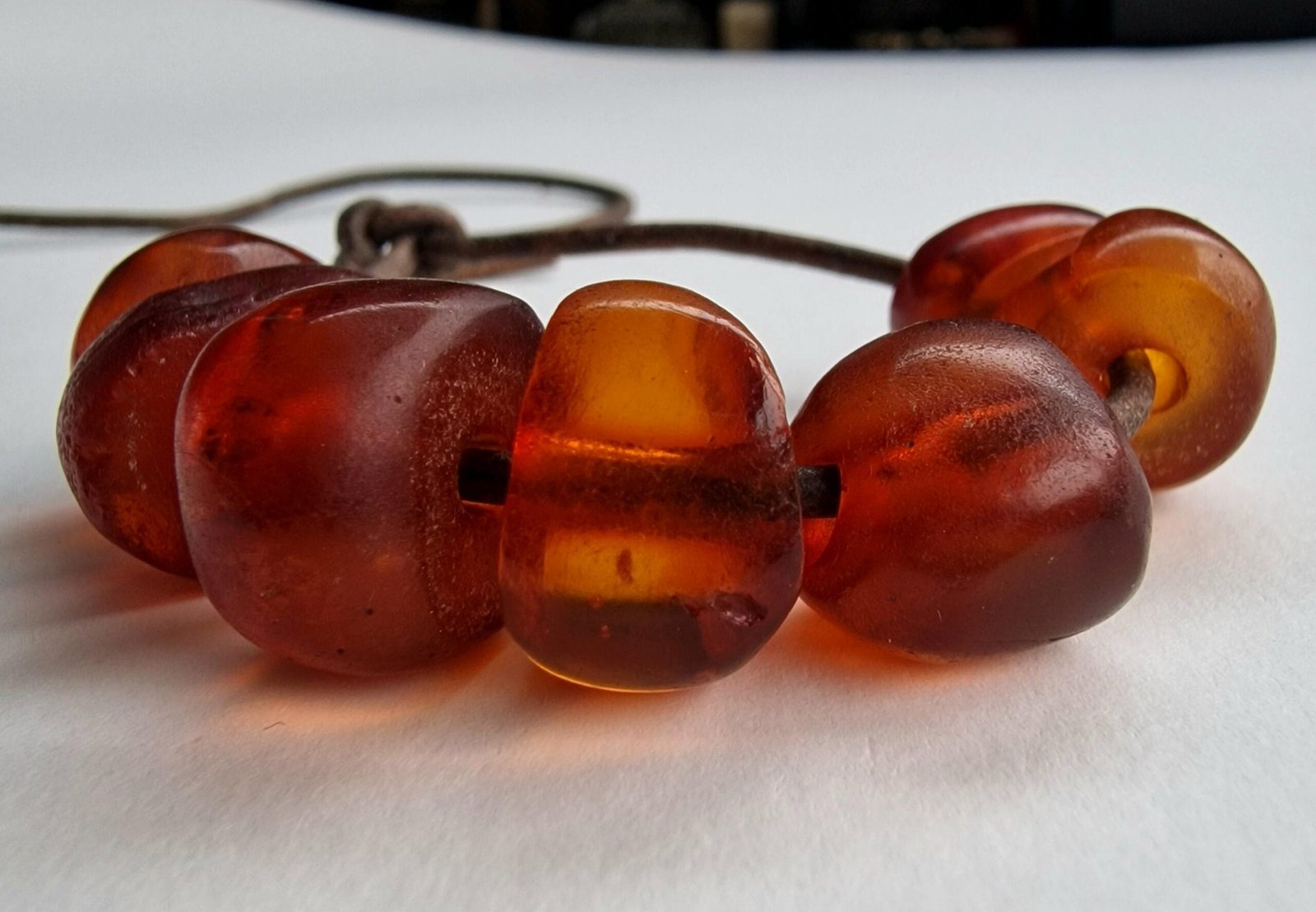 Authentic Antique Tibetan Amber Bracelet 11g - Unisex Prayer Beads with Coral & Turquoise - Image 4
