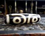 Unique Dzi Bead - Tibetan 3-Eye - Image 5