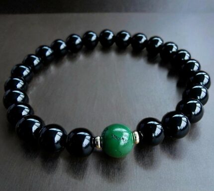 Natural agate beads bracelet with an authentic turquoise spacer.